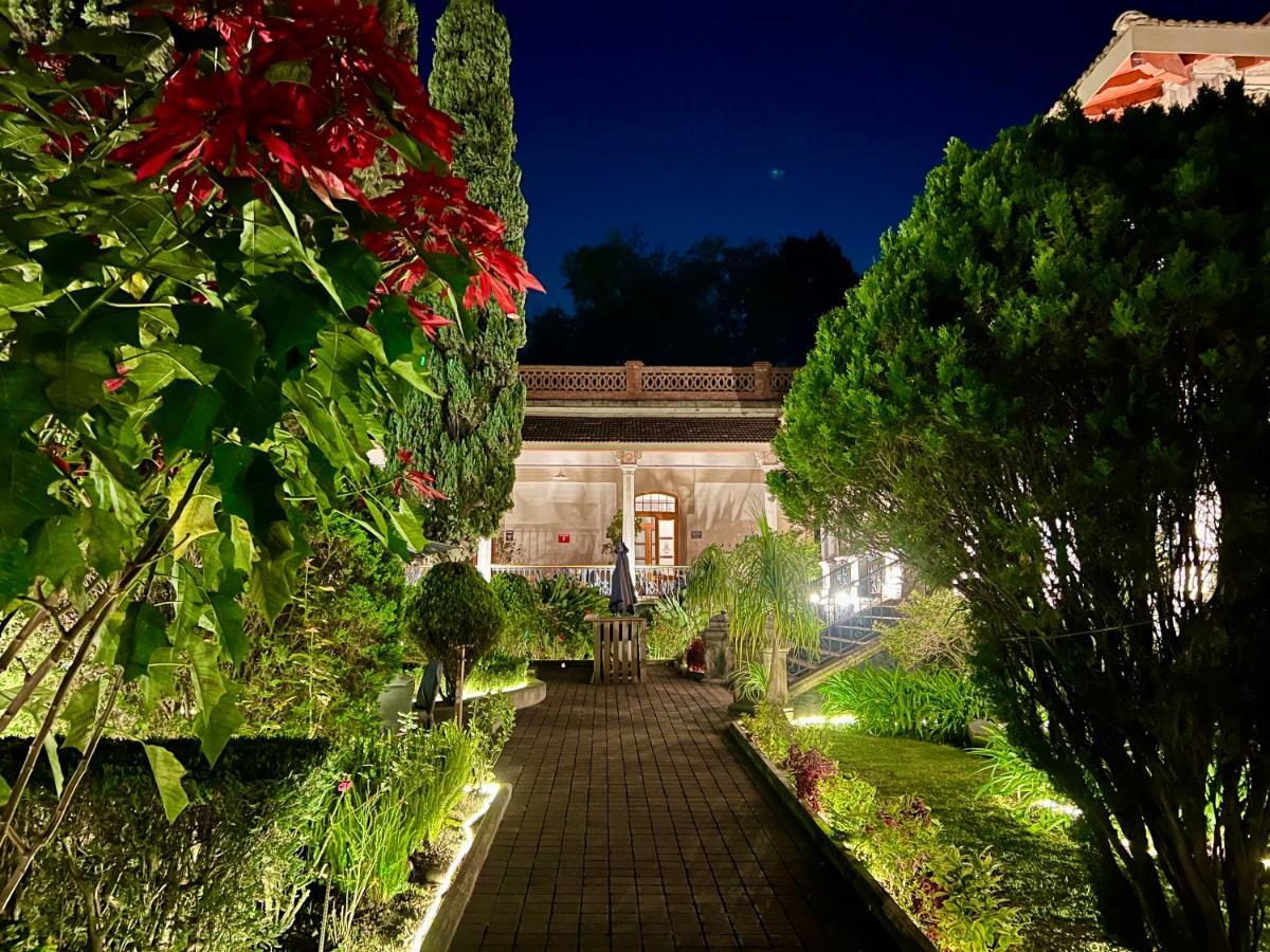 Hotel Express Quinta Soledad Mexico City Exterior photo